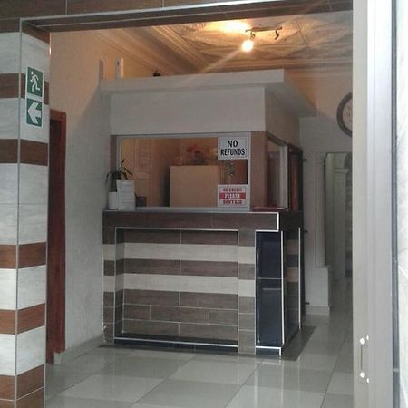 Royal Crown Guesthouse Johannesburg Exteriör bild